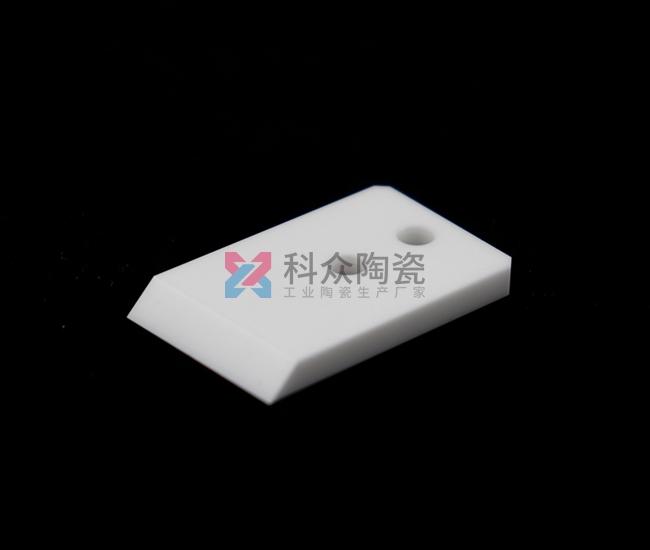 氧化鋯陶瓷產(chǎn)品有什么性能優(yōu)勢呢？（圖）